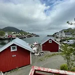 Klingenberg Rorbuer * Sørvågen