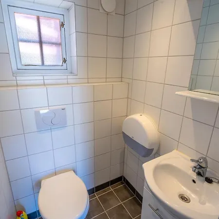 Klingenberg Rorbuer אכסניה Sørvågen