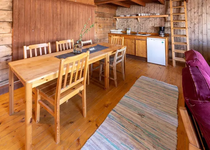 Деревянный коттедж Klingenberg Rorbuer *